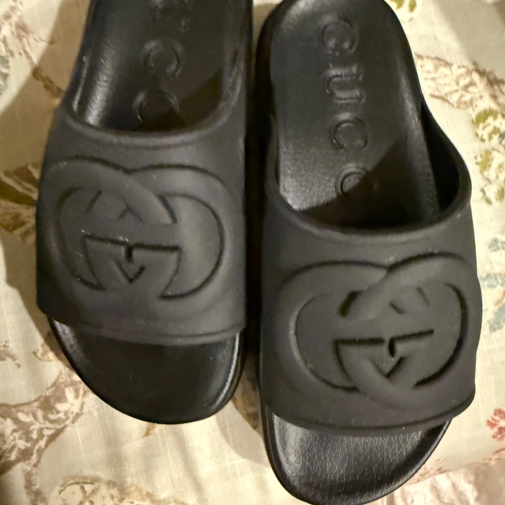 Gucci Evolution slides - Picture 3 of 5